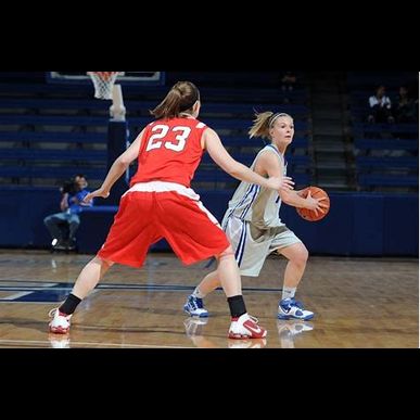 バスケットボールで多いジョーンズ骨折のリハビリは宇都宮みやざき整骨院 宇都宮のみやざき整骨院では動的ストレッチマシンをご利用いただけます